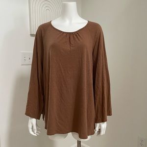 Chico’s Bell Sleeved Top size 3